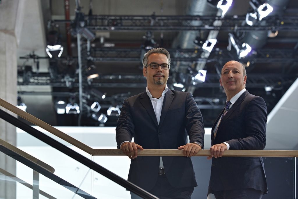 Niko Hocke (l.) und Thomas Hoffmann (r.), Geschäftsführer der macomNIYU GmbH