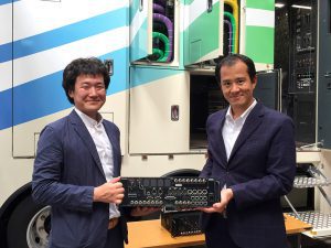 Mr. Otomi, CEO Express Co, Ltd mit Toshiki Kawakita, Riedel Sales Manager Japan