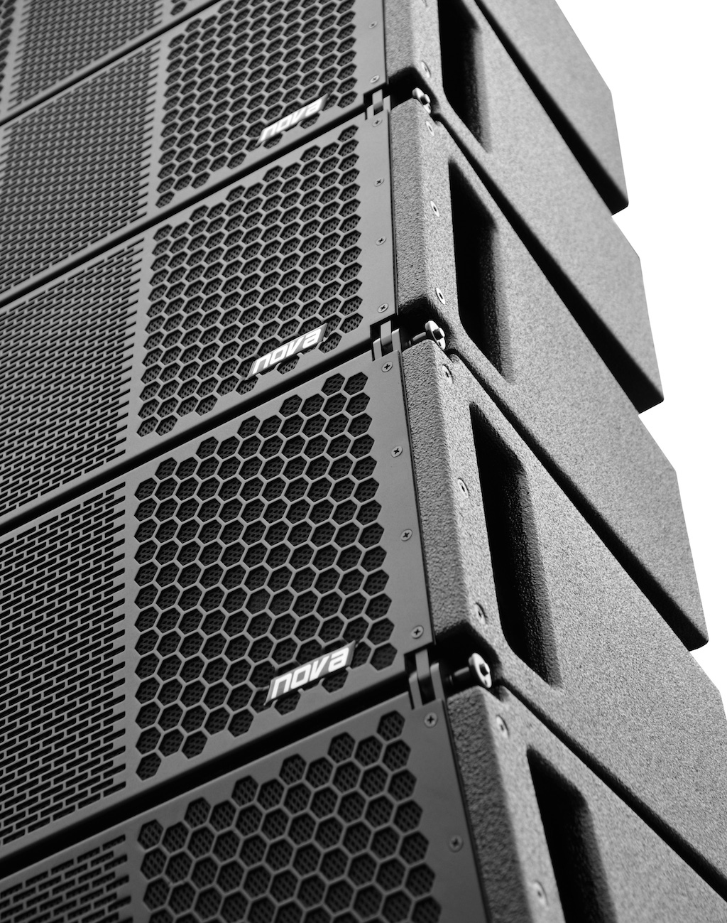 Nova veröffentlicht Beschallungs-PARIZ-Systemkonzept › ProMediaNews