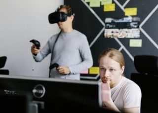 Anwendungsgebiete für Virtual Reality sehen die IT-Experten aus dem Virtual Engineering Lab jede Menge.