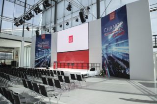 Veranstaltungstechnik in der Messe Karlsruhe Jahreskongress