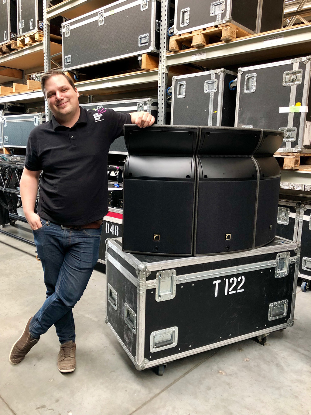 Mitarbeiter im Lager der Media Resource Group