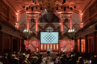 InvestmentAktuell 2019 – Da5 Le6en 2ählt