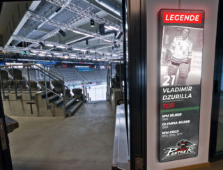 Digital Signage im Eishockey-Stadion
