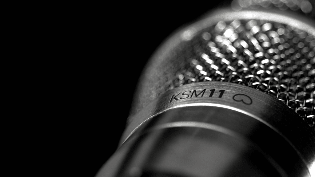 Nahaufnahme einer aufgeschraubten KSM11 Mikrofonkapsel von Shure