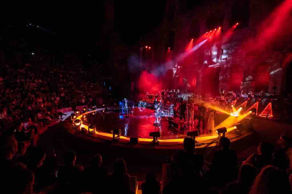 Ayrton Cobra bei Desmond Child Rocks the Parthenon