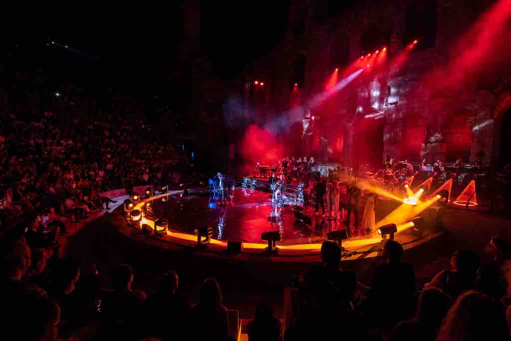 Ayrton Cobra bei Desmond Child Rocks the Parthenon