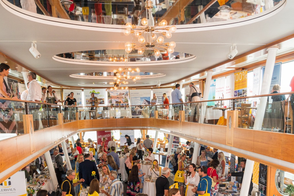 Innenraum der MS Starnberg beim MICE Branchentreff Starnberger See