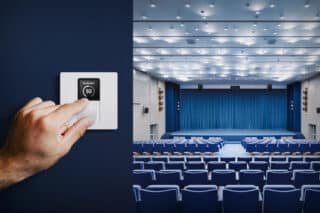 Blaze Audio Wall-S1, EU-Format, weiß, in Auditorium