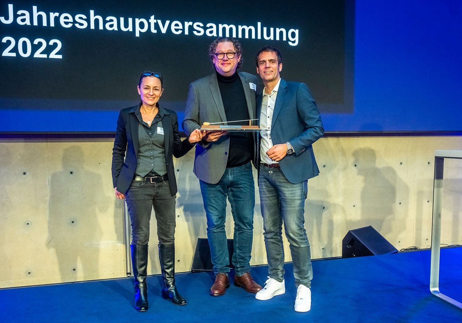 Vera Viehöfer, Markus Illing (mitte) und Jörn Huber