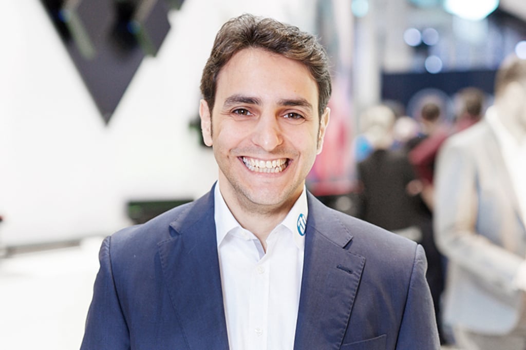 Gabriel Alonso Calvillo, Integrated Systems Produktmanager der Adam Hall Group