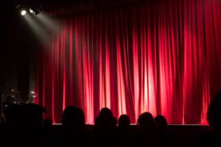 Roter Vorhang