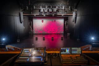 Jan-Kochanowski-Theater, Blick auf Bühne vom FOH-Pult