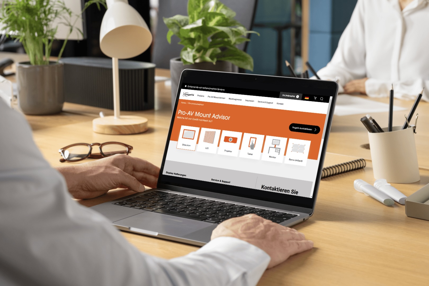 Desktop-Ansicht des Vogel's Pro AV Mount Advisor