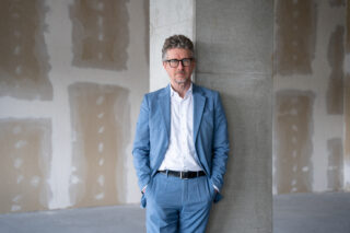 Stefan Trieb, CEO bei mac. brand spaces sieht das Unternehmen auf dem richtigen Kurs.