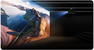 BenQ-Projektor wirft prächtige Landschaft auf Wand