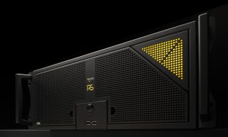 Blick auf Pixera four Gen2 von vorne