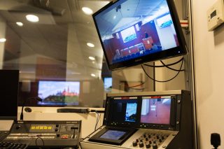 Bildschirm und Steuerungslösung