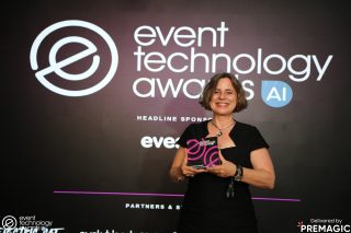 Dr. Anja Schmidt-Ott, Strategy & Consulting bei VOK DAMS worldwide