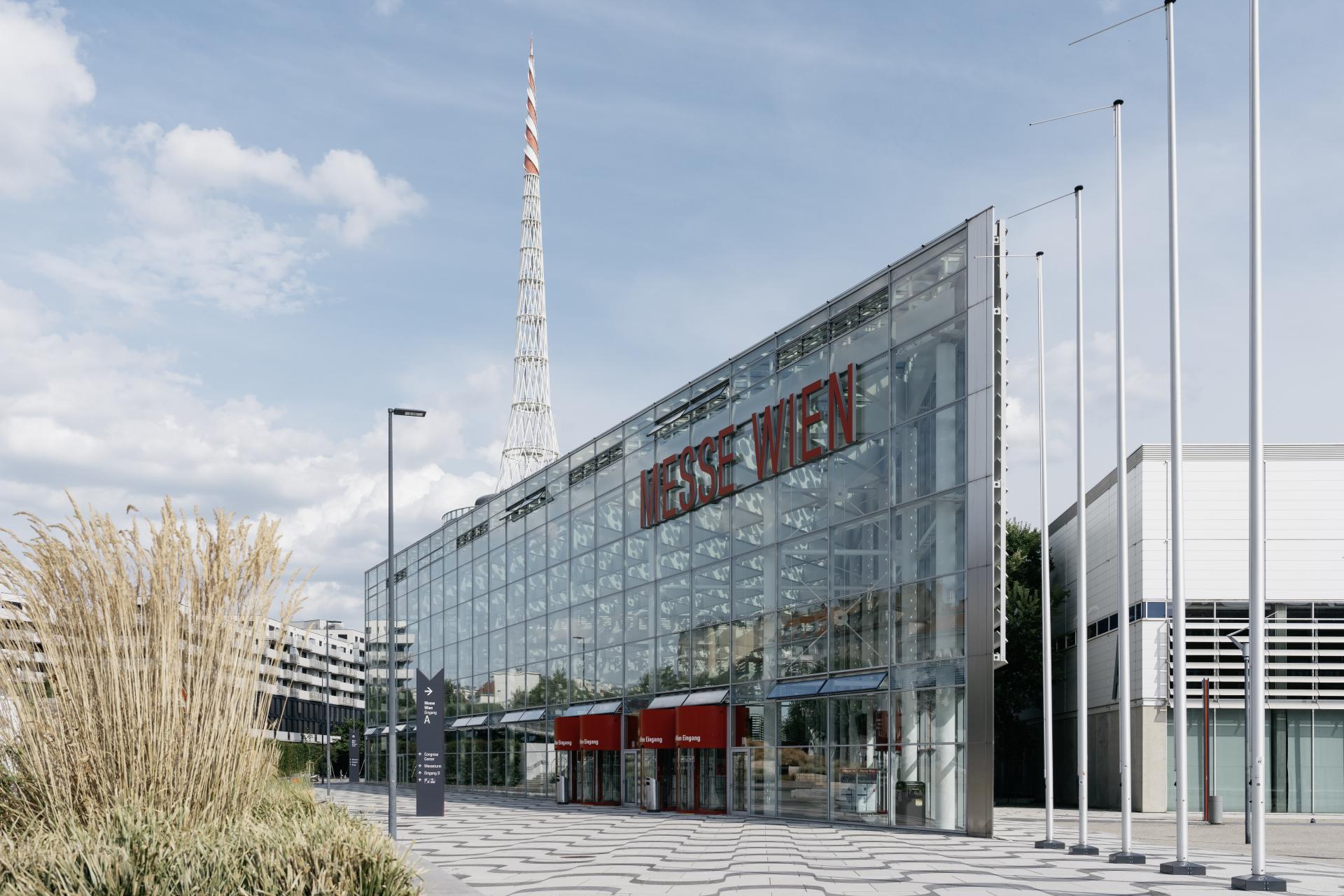 Blick auf den Eingang der Wien Messe